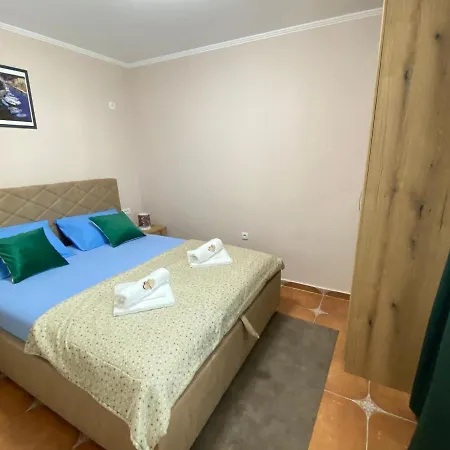 Aquata Apartments Tivat Exterior photo